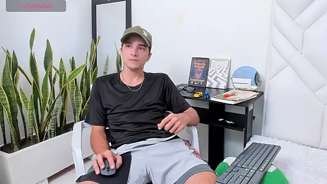 bad boy cum  online show from February 21, 2026, 4:25 am