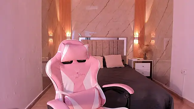 Snapshot of your_whore_Salome chatting on February 20, 2026, 6:54 pm your whore Salome online show from February 20, 2026, 6:54 pm