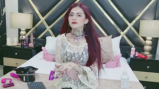 Snapshot of AntonellaEscudero chatting on April 3, 2026, 7:53 pm AntonellaEscudero online show from April 3, 2026, 7:53 pm
