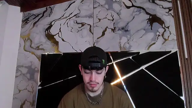 Couple In Heat online show from February 26, 2026, 8:20 pm