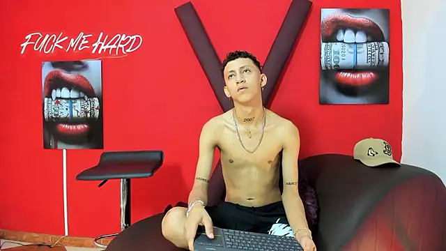 BOYS PLAY online show from March 25, 2026, 7:19 am