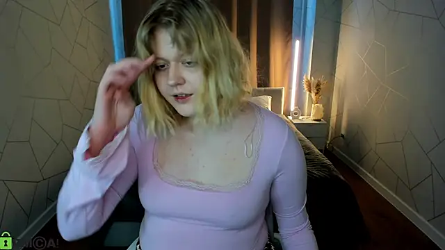 luna c0ra online show from March 14, 2026, 1:11 am