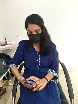 tanzum khan3202 online show from March 18, 2026, 11:02 am