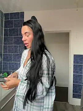 Snapshot of Darkfantisyx chatting on March 27, 2026, 2:07 pm Darkfantisyx online show from March 27, 2026, 2:07 pm