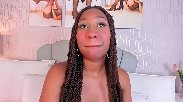 Snapshot of Kimberly_martinezz chatting on February 27, 2026, 7:35 pm Kimberly martinezz online show from February 27, 2026, 7:35 pm