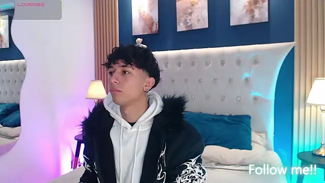 Snapshot of Aiden_Rivers_ chatting on June 27, 2026, 12:55 pm Aiden Rivers online show from June 27, 2026, 12:55 pm