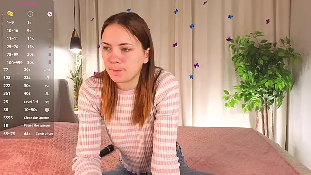 Snapshot of IeshaBurow chatting on February 20, 2026, 1:13 am IeshaBurow online show from February 20, 2026, 1:13 am