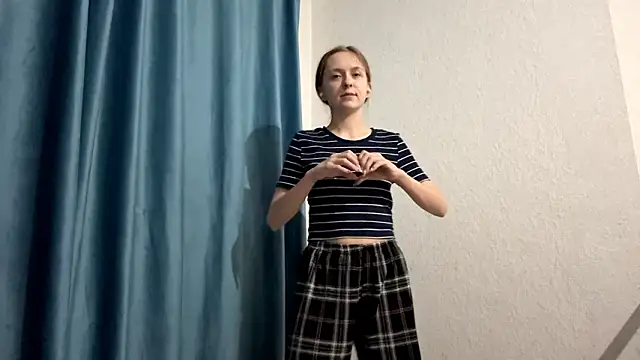 Snapshot of StaticBliss chatting on March 1, 2026, 1:16 am StaticBliss online show from March 1, 2026, 1:16 am