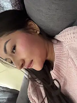 Snapshot of Aylin_fire chatting on March 12, 2026, 5:06 pm Aylin fire online show from March 12, 2026, 5:06 pm