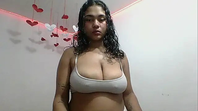 Snapshot of Lia1224 chatting on February 16, 2026, 5:50 am Lia1224 online show from February 16, 2026, 5:50 am