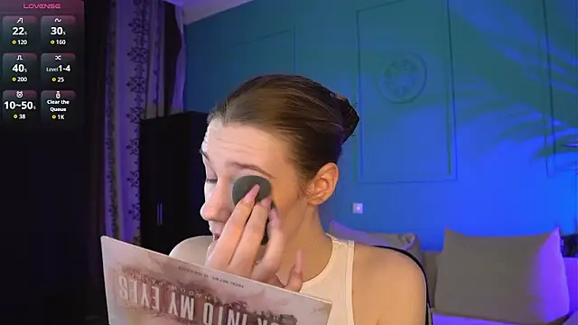 Vanessa  Lui online show from February 26, 2026, 3:56 pm