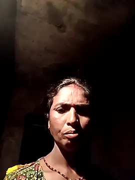 Hot re83 online show from February 21, 2026, 7:16 pm