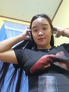 Polished Princess online show from June 14, 2026, 1:01 pm