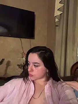 Baby doll7777 online show from February 25, 2026, 8:08 pm