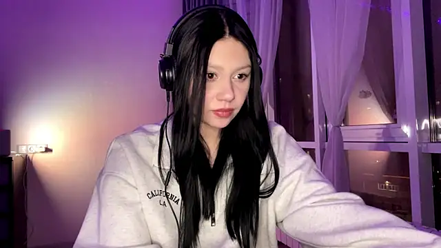 Snapshot of RaquelsHusband chatting on February 17, 2026, 2:47 pm RaquelsHusband online show from February 17, 2026, 2:47 pm