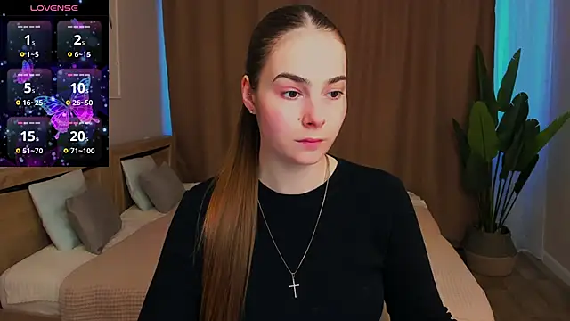 Maddy Wood  online show from March 2, 2026, 8:21 am