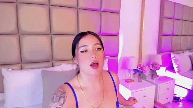 annybentleii online show from March 28, 2026, 7:04 pm