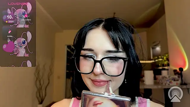 alicelanei online show from May 8, 2026, 7:39 pm