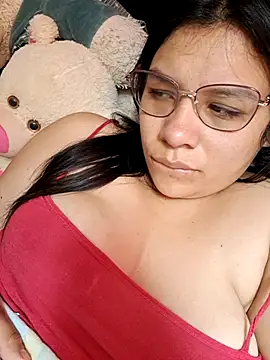 Snapshot of belen_green chatting on April 28, 2026, 4:55 pm belen green online show from April 28, 2026, 4:55 pm