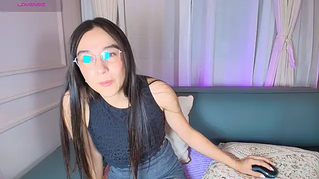 Snapshot of Dorothy_valerisse chatting on April 6, 2026, 10:38 am Dorothy valerisse online show from April 6, 2026, 10:38 am