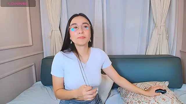 Snapshot of Dorothy_valerisse chatting on March 13, 2026, 10:31 am Dorothy valerisse online show from March 13, 2026, 10:31 am