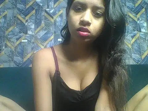 Rani1993 online show from February 20, 2026, 8:05 am