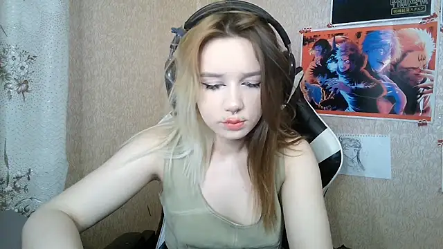 MilaTyan online show from March 28, 2026, 6:20 pm