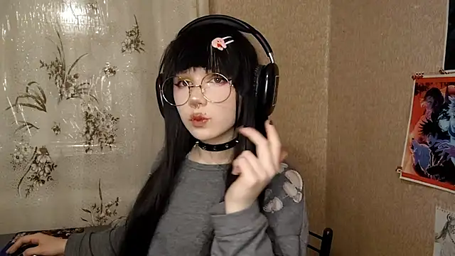 MilaTyan online show from March 3, 2026, 4:14 pm