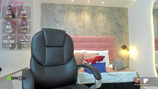 Snapshot of brithanycampbell chatting on April 14, 2026, 12:10 pm brithanycampbell online show from April 14, 2026, 12:10 pm