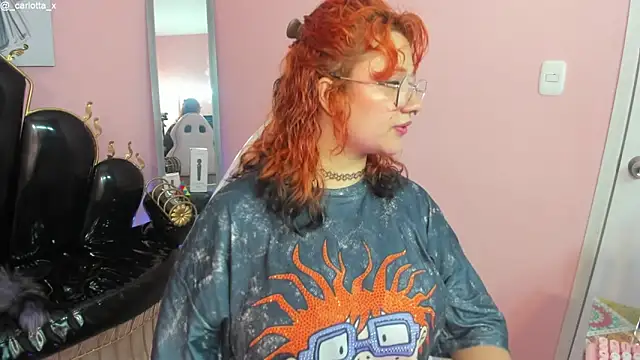 Snapshot of _carlotta_x chatting on April 29, 2026, 3:21 am carlotta x online show from April 29, 2026, 3:21 am