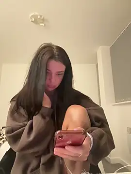 Snapshot of Amberbanxx chatting on April 24, 2026, 8:55 pm Amberbanxx online show from April 24, 2026, 8:55 pm