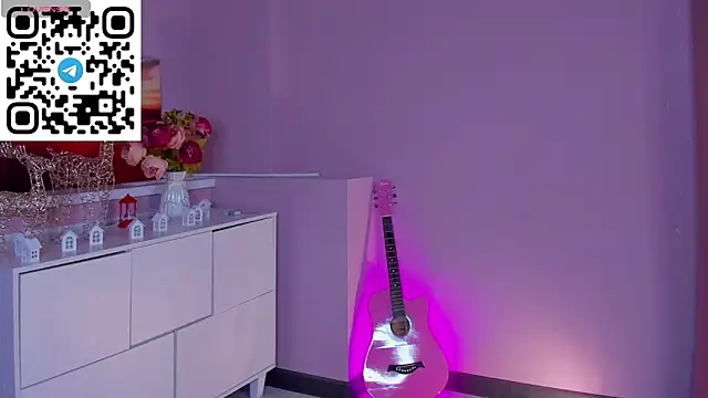 leylamirage online show from February 21, 2026, 12:29 pm