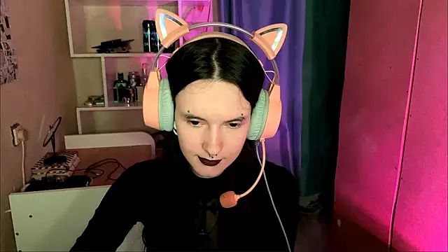 Snapshot of MabelDefina chatting on May 28, 2026, 5:04 am MabelDefina online show from May 28, 2026, 5:04 am