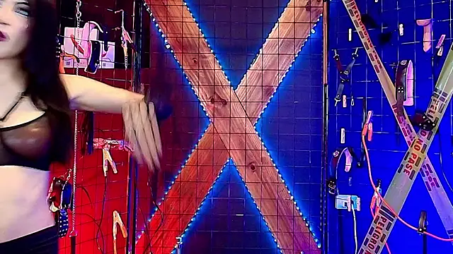 sindy mistres bdsm online show from March 11, 2026, 9:53 pm