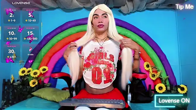 Snapshot of suzume_Mendez chatting on April 4, 2026, 7:09 pm suzume Mendez online show from April 4, 2026, 7:09 pm