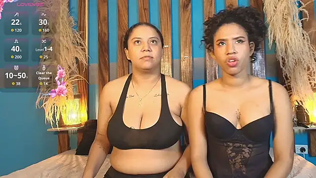 Snapshot of DinokoAndKimcyci chatting on April 8, 2026, 1:34 pm DinokoAndKimcyci online show from April 8, 2026, 1:34 pm