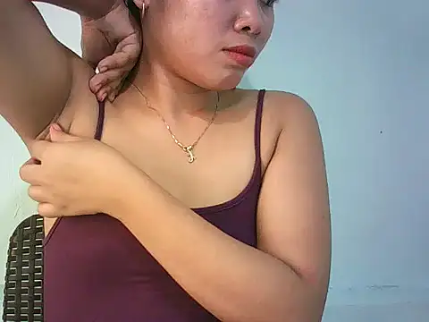 Creamy Pussy21xx online show from February 20, 2026, 7:10 am