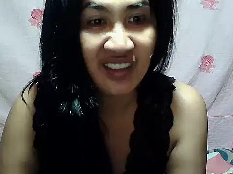 Snapshot of Sh1nbae22 chatting on April 21, 2026, 2:51 am Sh1nbae22 online show from April 21, 2026, 2:51 am
