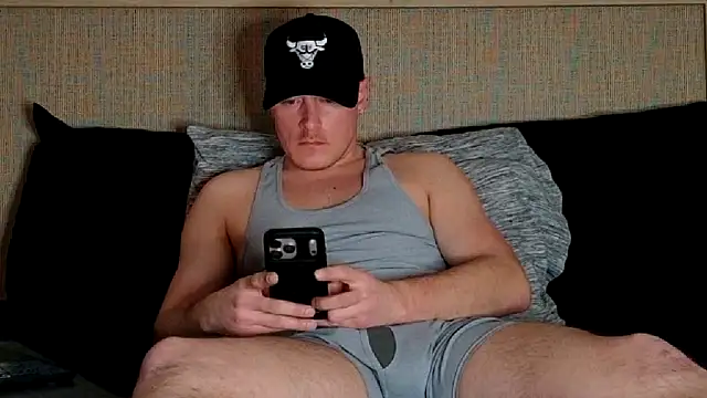 Snapshot of KontrolledKhaoz chatting on March 2, 2026, 6:25 am KontrolledKhaoz online show from March 2, 2026, 6:25 am