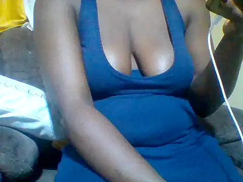 Snapshot of zee66658 chatting on March 19, 2026, 12:32 am zee66658 online show from March 19, 2026, 12:32 am