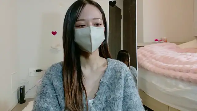 maichan v online show from February 25, 2026, 1:22 pm