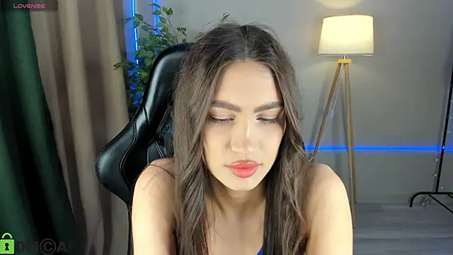Snapshot of Adele_Lanea chatting on March 6, 2026, 8:09 am Adele Lanea online show from March 6, 2026, 8:09 am