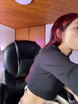 Snapshot of Maraia_pink18 chatting on February 27, 2026, 3:12 pm Maraia pink18 online show from February 27, 2026, 3:12 pm