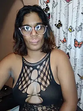 Snapshot of indianstrawberrylips4u chatting on May 25, 2026, 5:07 am indianstrawberrylips4u online show from May 25, 2026, 5:07 am