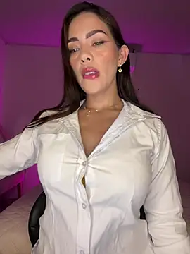 Snapshot of samanta_94 chatting on May 22, 2026, 9:13 pm samanta 94 online show from May 22, 2026, 9:13 pm