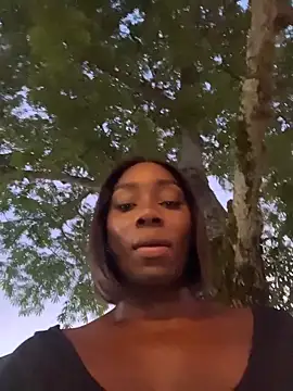 Snapshot of ZarahFerreira chatting on March 17, 2026, 11:30 pm ZarahFerreira online show from March 17, 2026, 11:30 pm