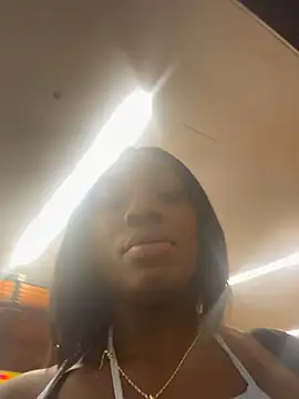 Snapshot of ZarahFerreira chatting on March 10, 2026, 11:20 pm ZarahFerreira online show from March 10, 2026, 11:20 pm