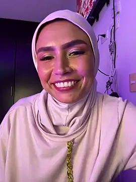 Snapshot of Darsha_Khemu chatting on April 16, 2026, 10:01 pm Darsha Khemu online show from April 16, 2026, 10:01 pm
