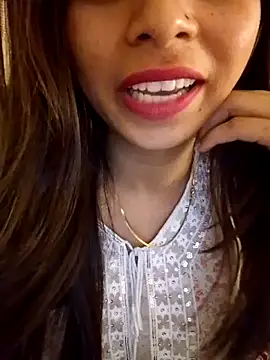 Snapshot of cute_girl_29 chatting on July 22, 2026, 5:15 pm cute girl 29 online show from July 22, 2026, 5:15 pm