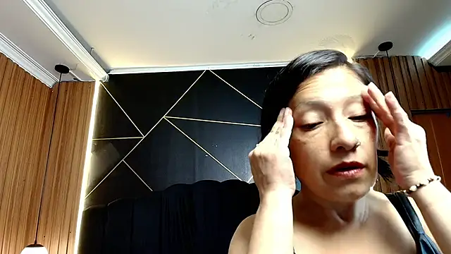 Snapshot of MoriahStorm chatting on February 24, 2026, 12:39 pm MoriahStorm online show from February 24, 2026, 12:39 pm